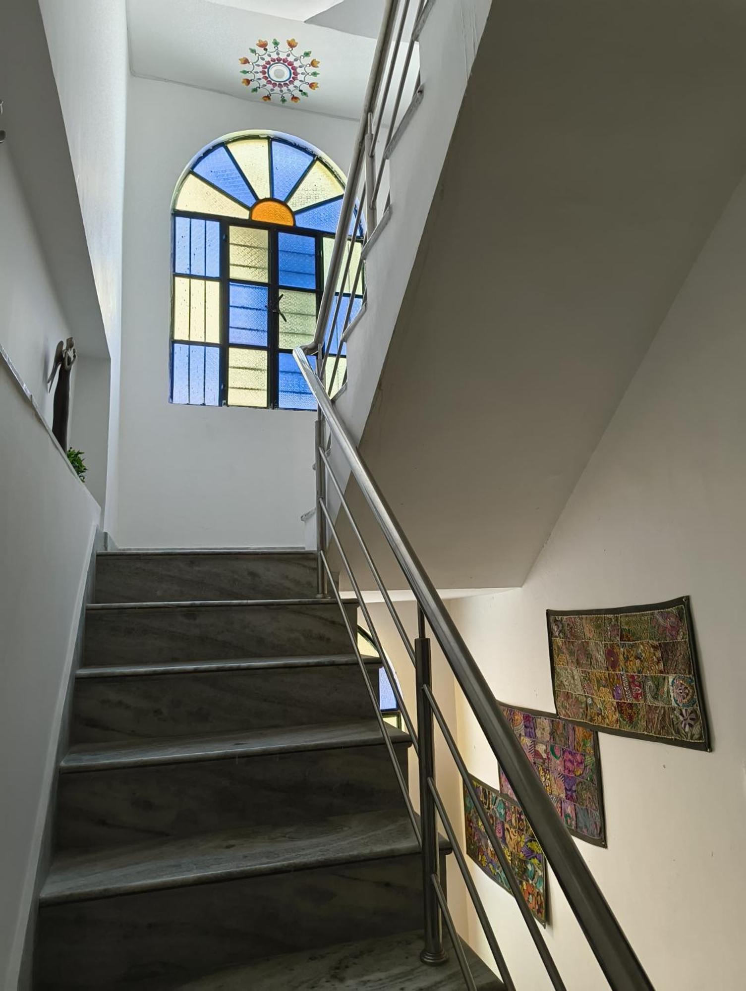Rising Shemesh Home Stay Udaipur Exterior foto